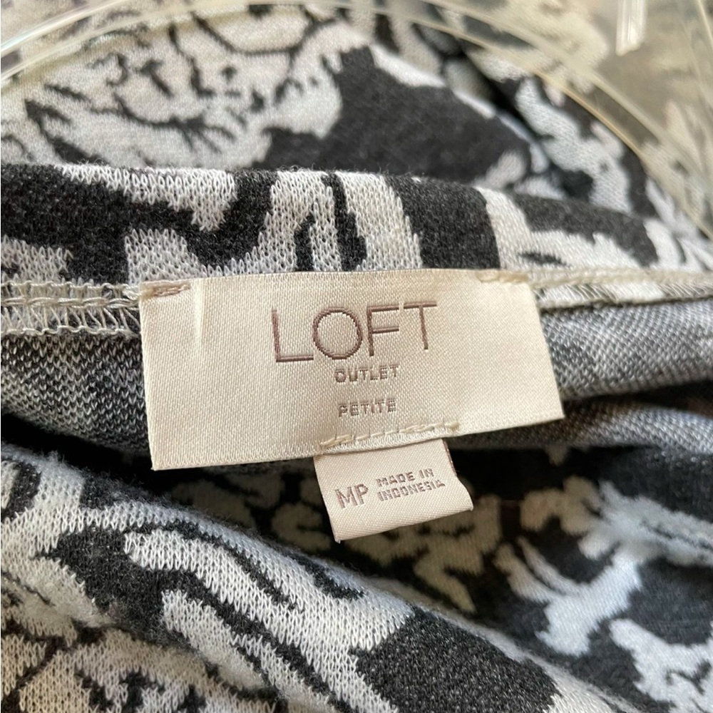 LOFT Monochrome Floral Long Sleeve Dress - Picture 7 of 10